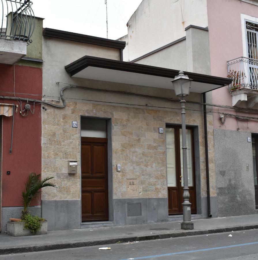 Вілла Casa Aci Gioja Aci Catena Екстер'єр фото